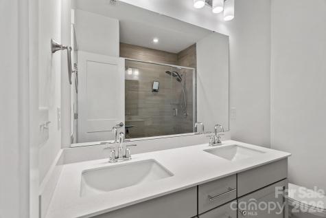 4012 Capital Ridge Court Charlotte NC 28205