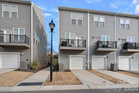 4012 Capital Ridge Court Charlotte NC 28205