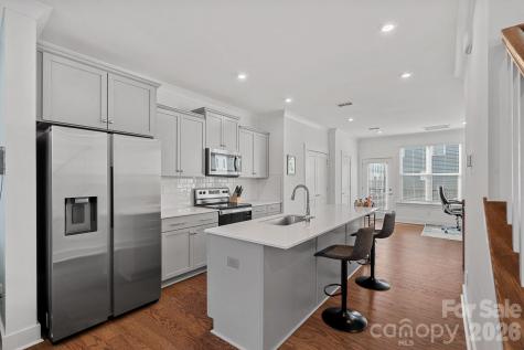 4012 Capital Ridge Court Charlotte NC 28205