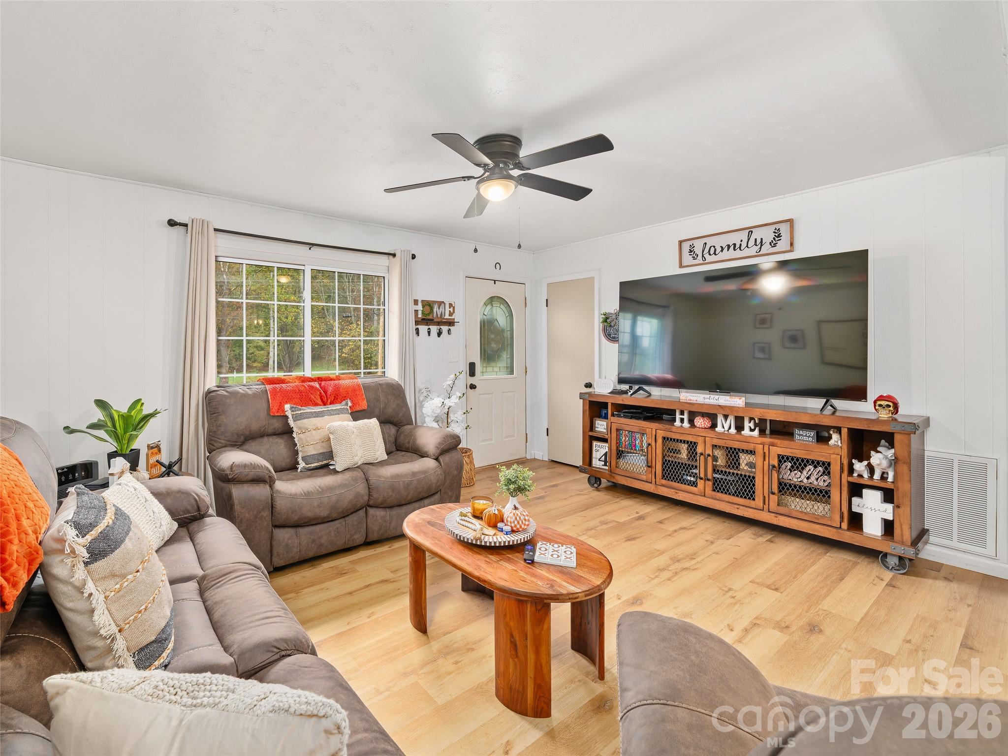 1030 Hughes Gap Road Bakersville NC 28705
