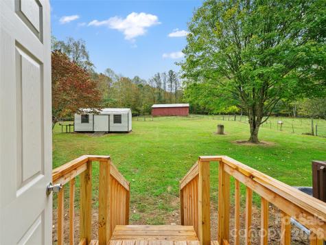 1030 Hughes Gap Road Bakersville NC 28705
