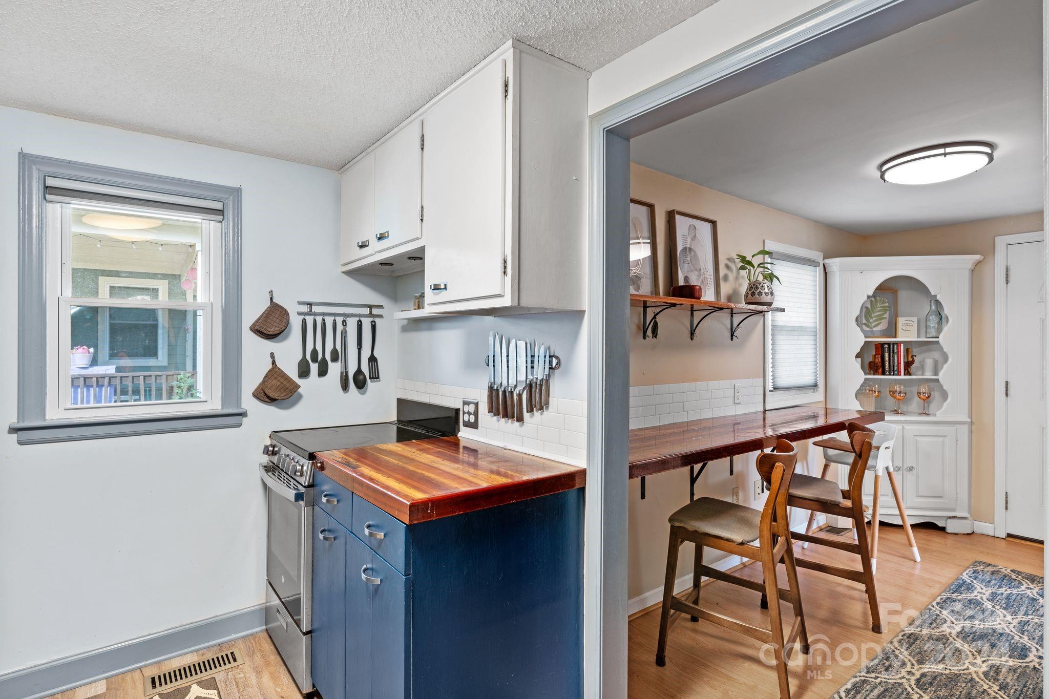 15 Miller Road E Asheville NC 28805