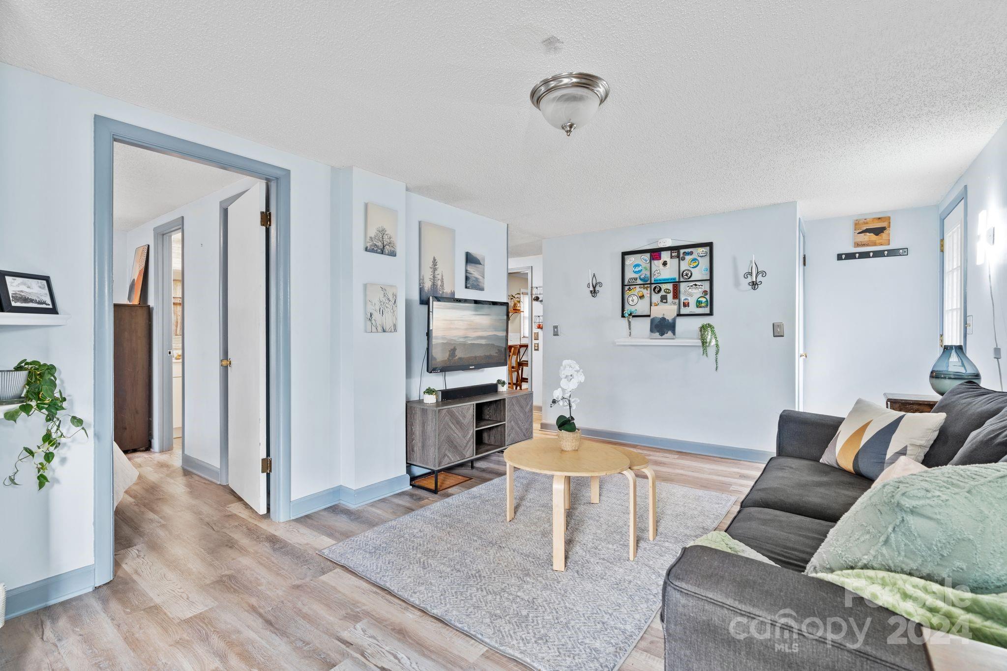 15 Miller Road E Asheville NC 28805