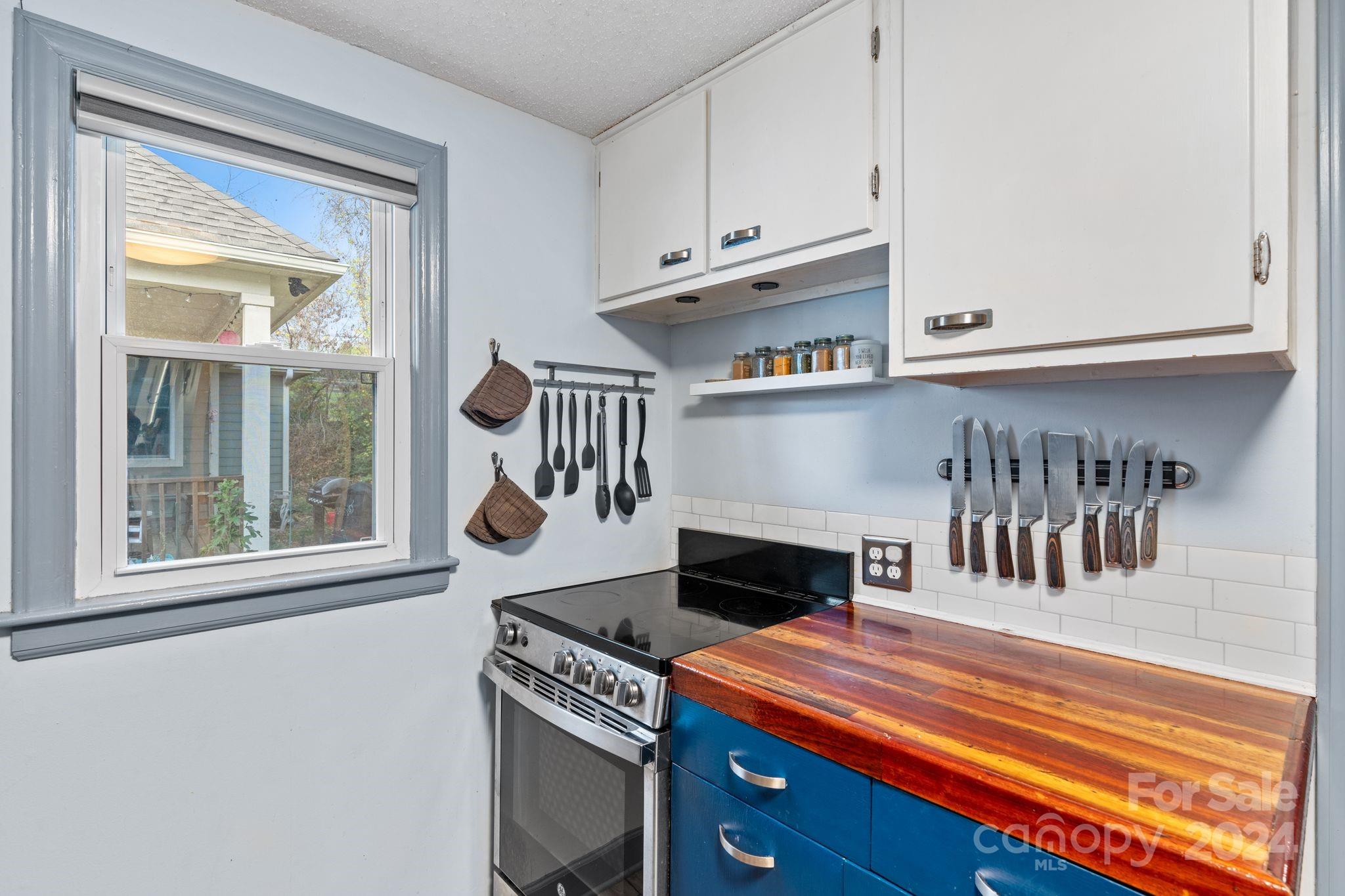 15 Miller Road E Asheville NC 28805