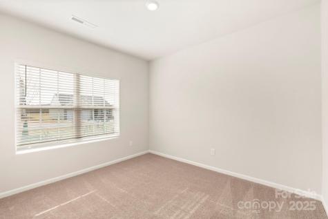 1084 Russell Drive Winston Salem NC 27127