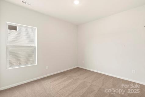 1084 Russell Drive Winston Salem NC 27127