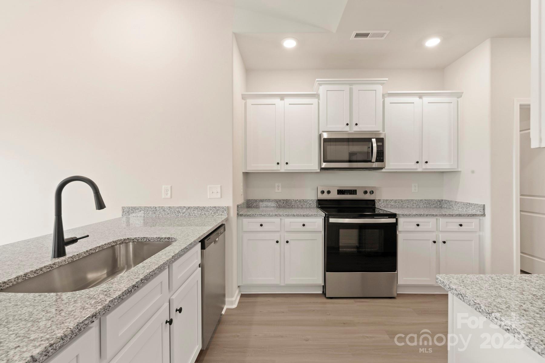 1084 Russell Drive Winston Salem NC 27127