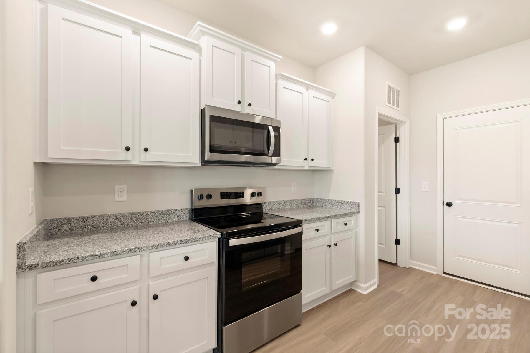 1084 Russell Drive Winston Salem NC 27127