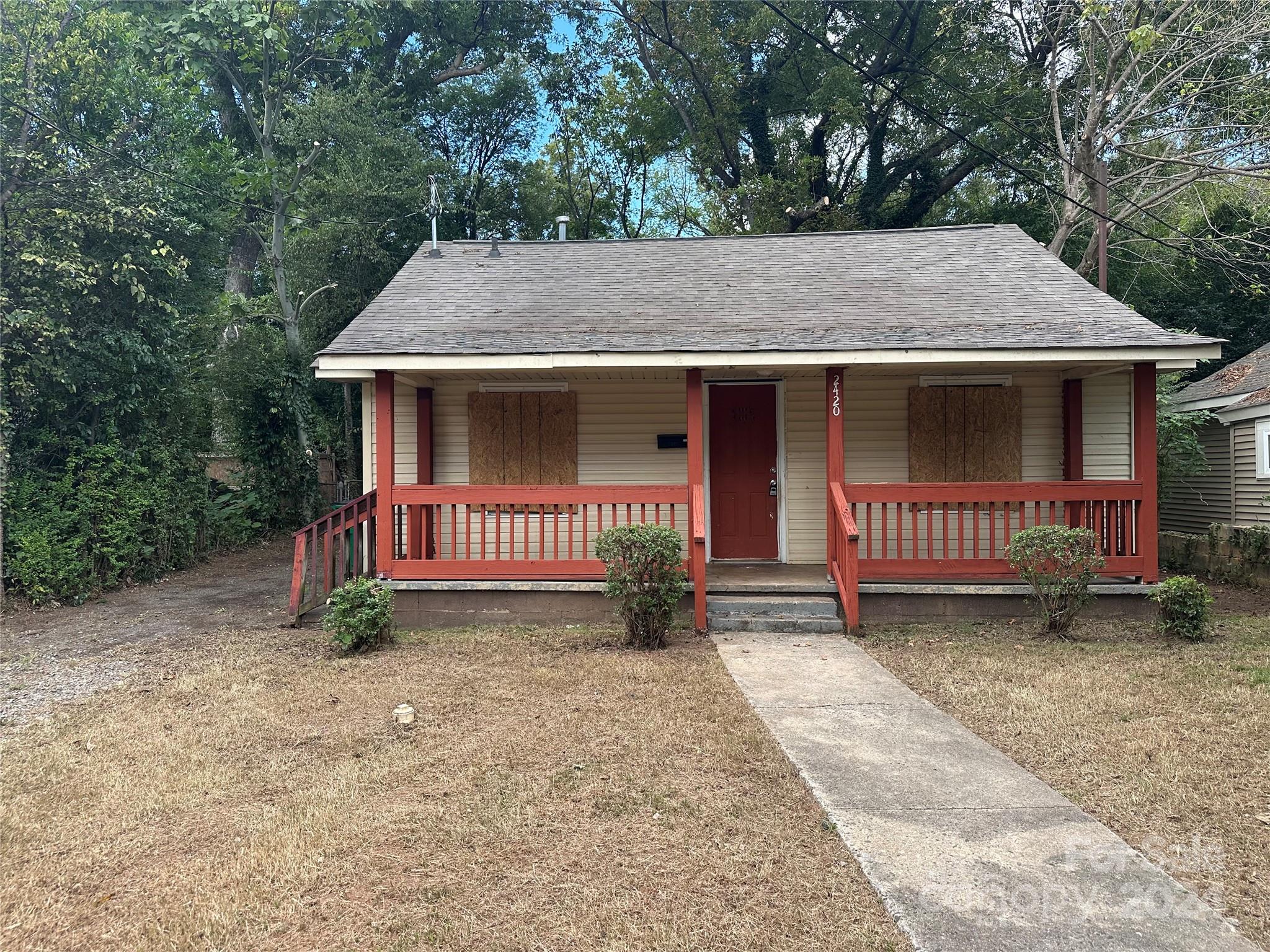 2420 Dundeen Street Charlotte NC 28216