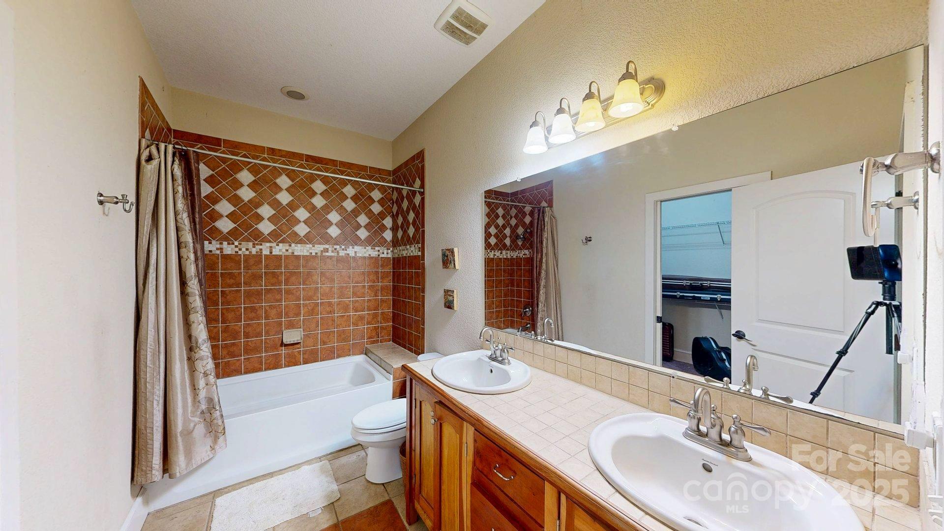 6 Sunrise Valley Leicester NC 28748