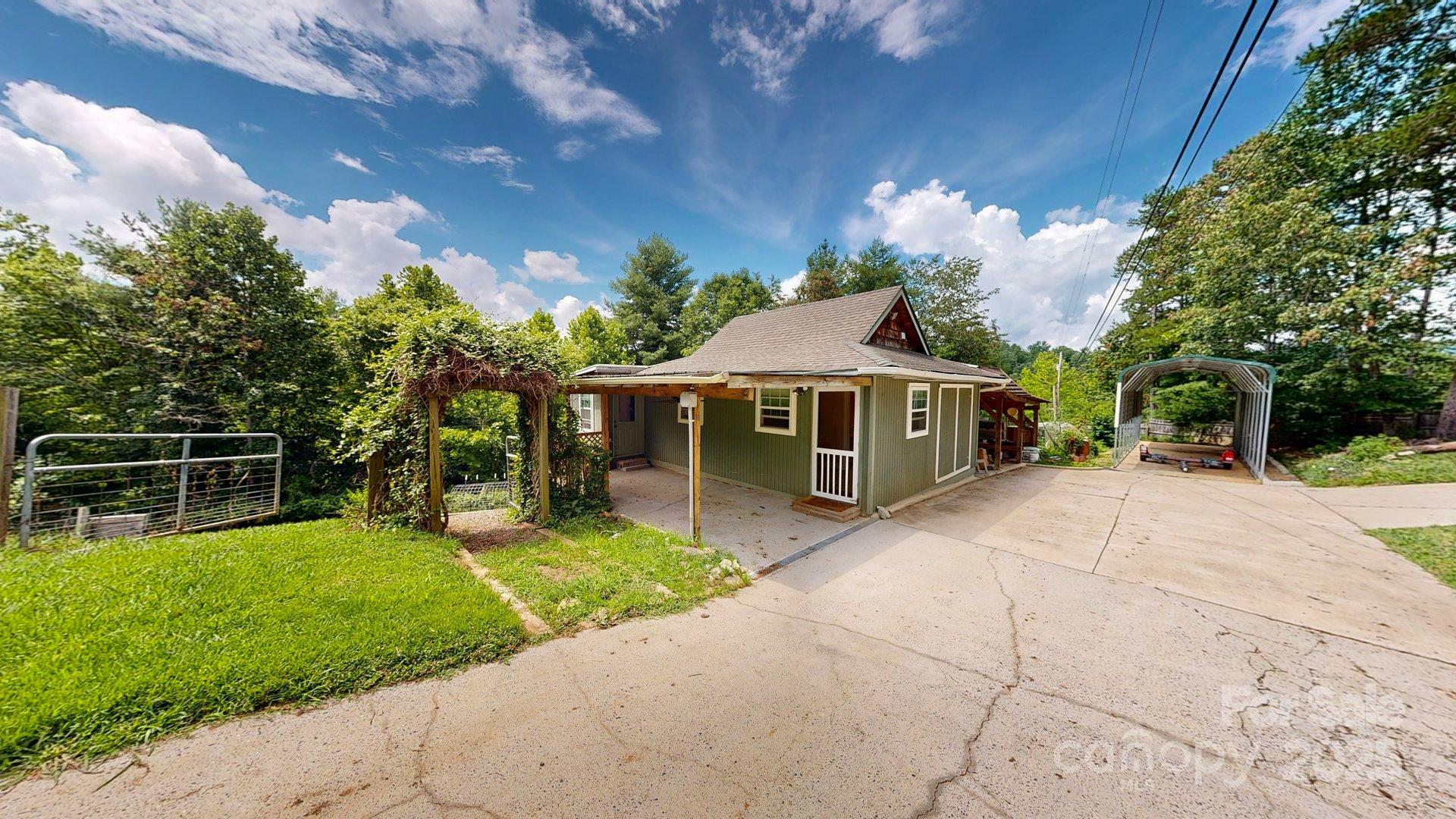 6 Sunrise Valley Leicester NC 28748