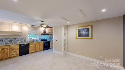 6 Sunrise Valley Leicester NC 28748