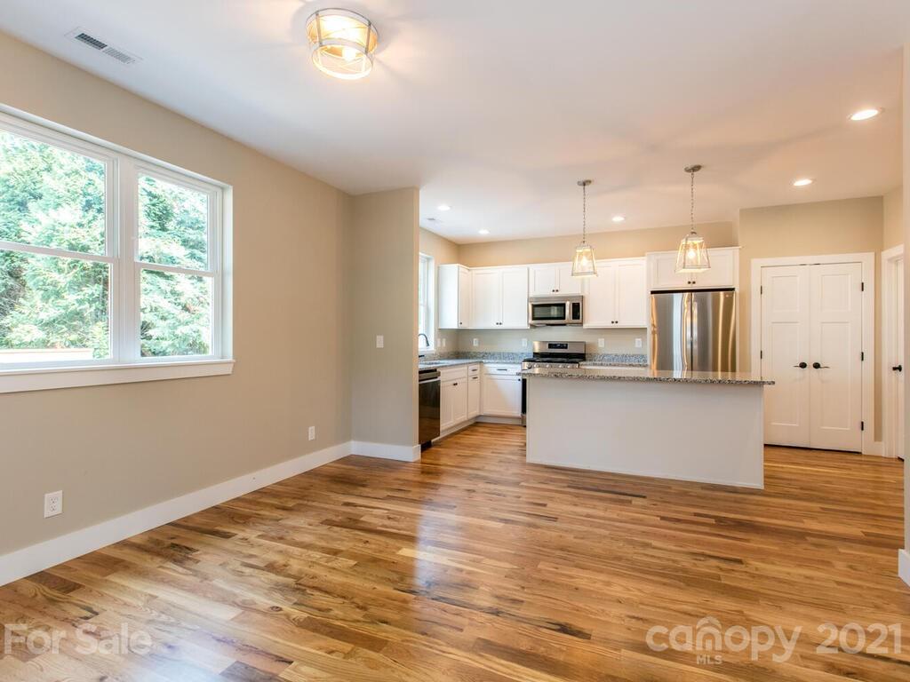 448 State Street Asheville NC 28806