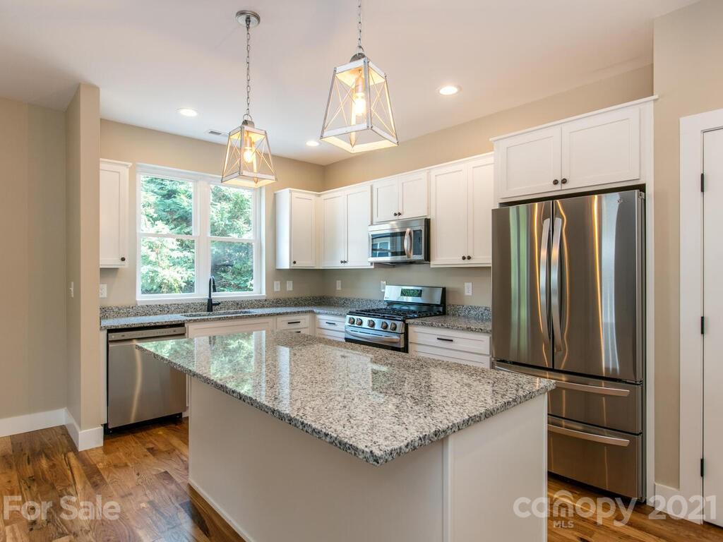 448 State Street Asheville NC 28806