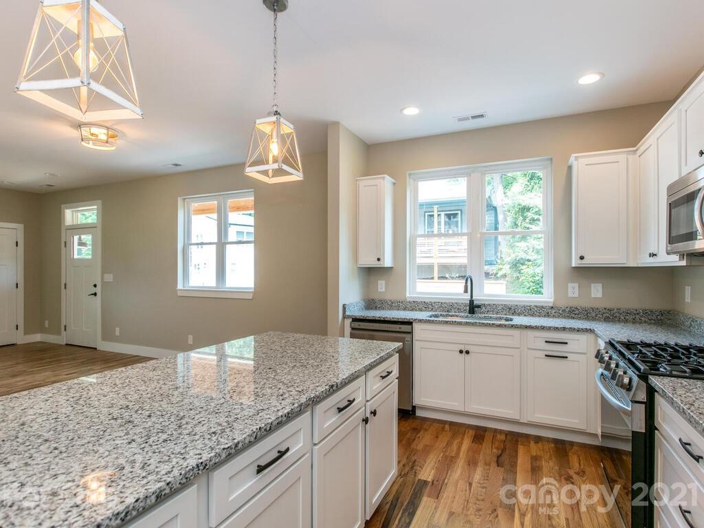 448 State Street Asheville NC 28806
