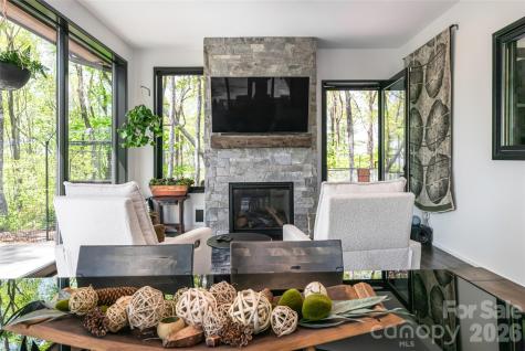 94 Laurel Ledge Way Fletcher NC 28732