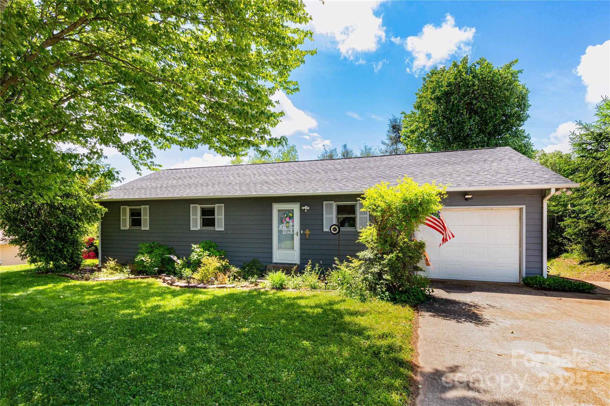 51 Mount Carmel Drive Asheville NC 28806