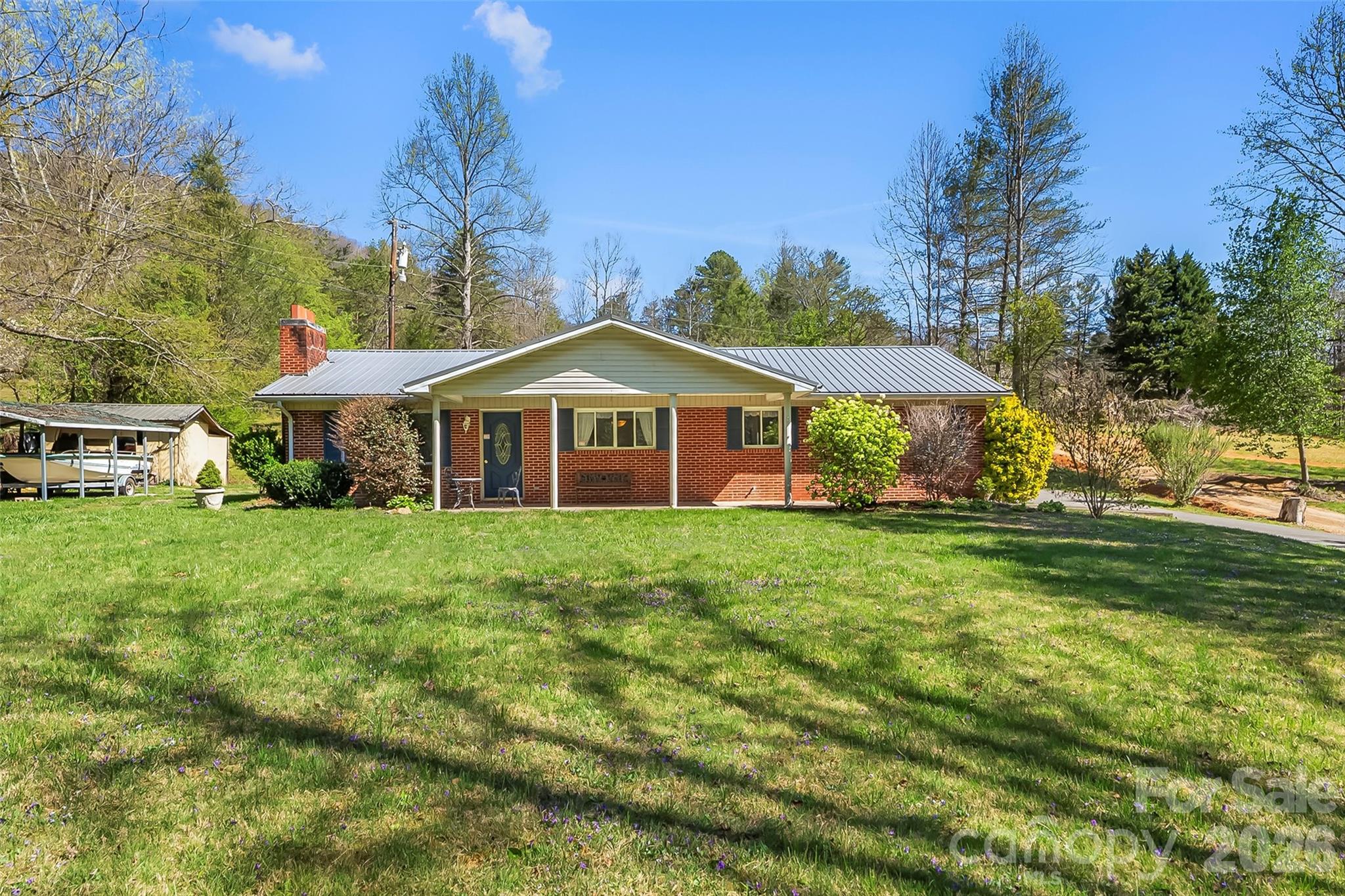 512 Paxton Creek Road Marion NC 28752
