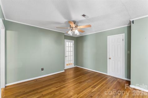 512 Paxton Creek Road Marion NC 28752