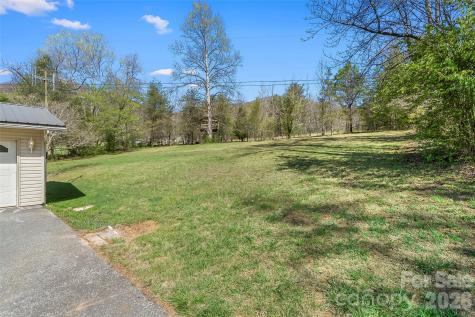 512 Paxton Creek Road Marion NC 28752