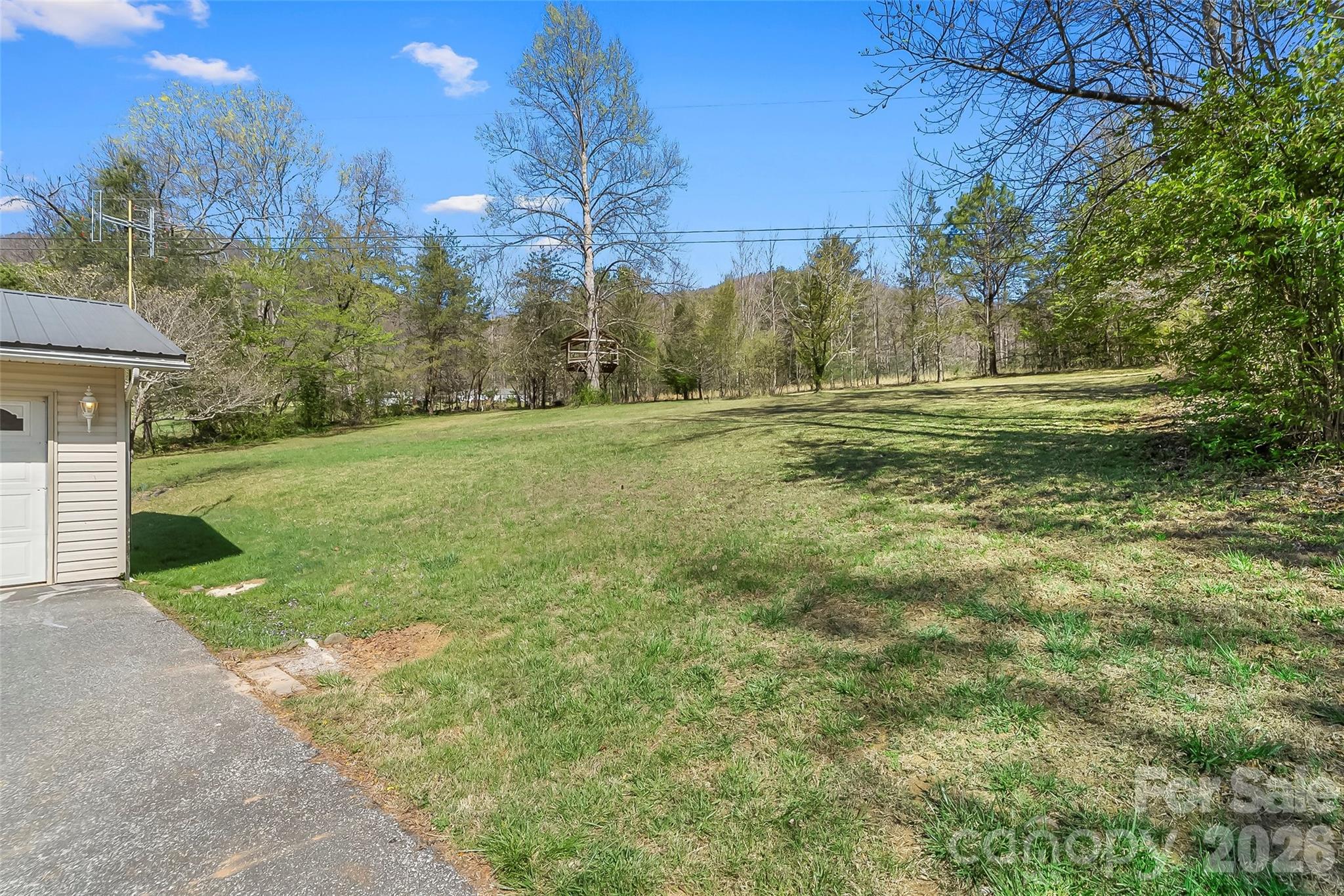 512 Paxton Creek Road Marion NC 28752