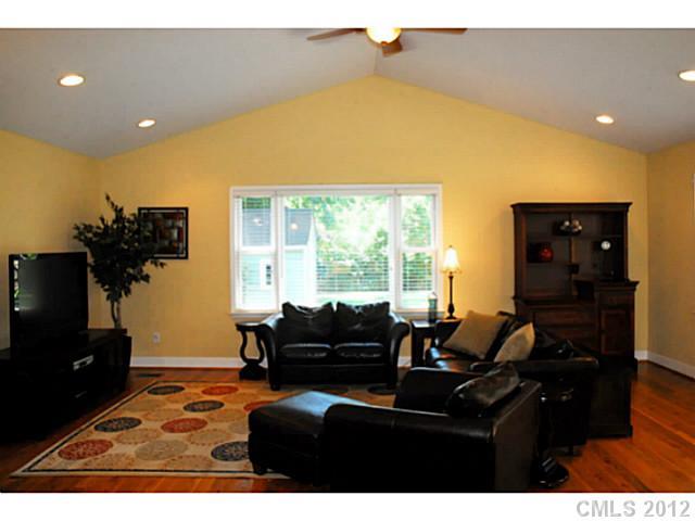 612 Diana Drive Charlotte NC 28203