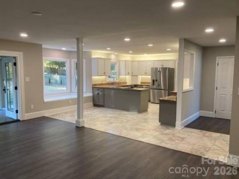 3009 Planters Walk Court Charlotte NC 28210