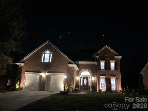 3009 Planters Walk Court Charlotte NC 28210
