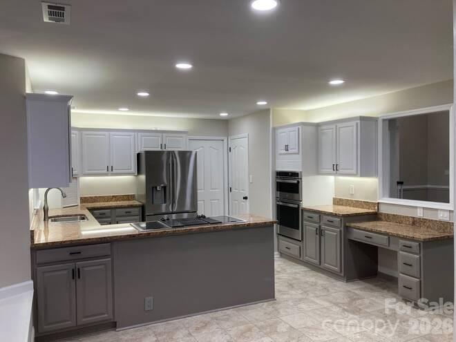 3009 Planters Walk Court Charlotte NC 28210