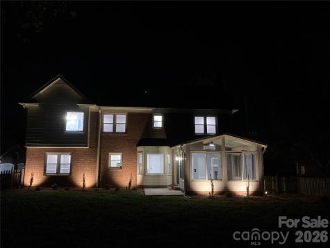 3009 Planters Walk Court Charlotte NC 28210