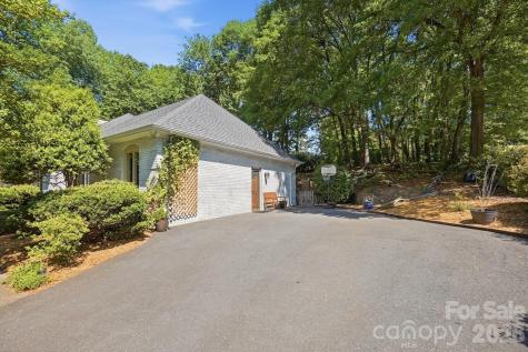 2516 Fairfax Drive Gastonia NC 28054