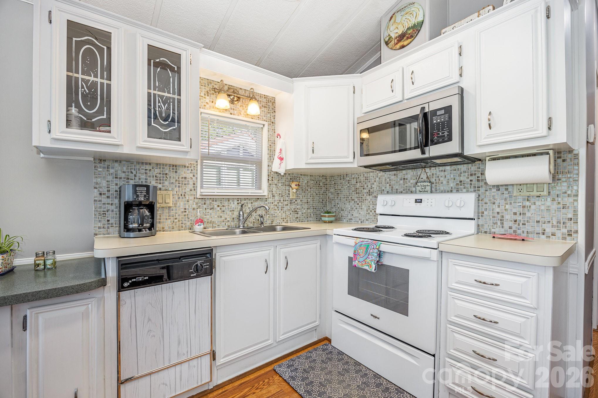 125 Maple Street New London NC 28127