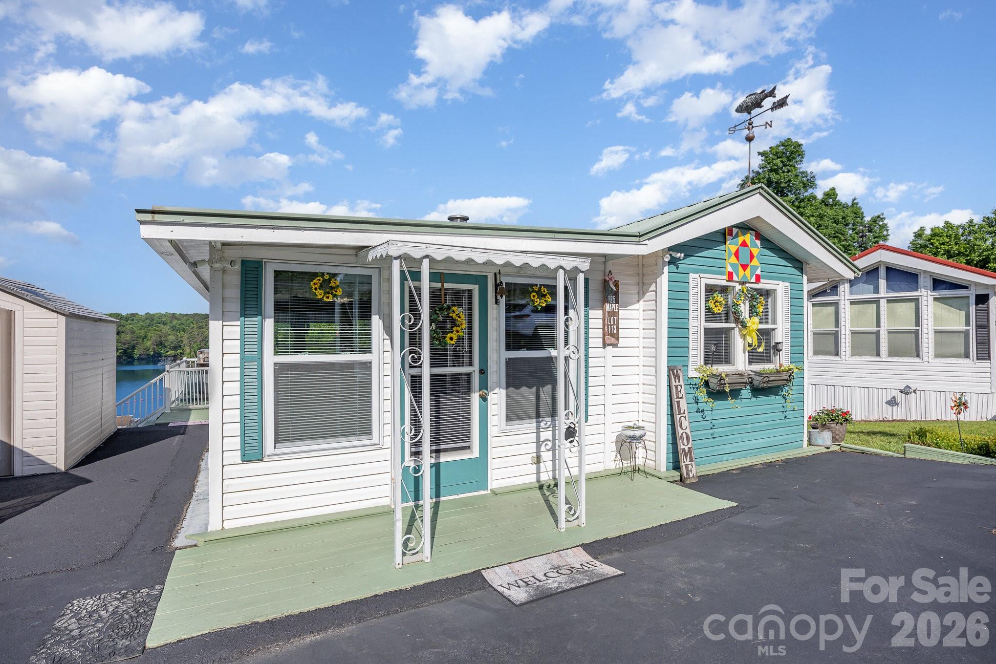 125 Maple Street New London NC 28127