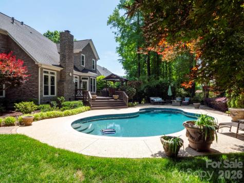 5219 Cadbury Court Charlotte NC 28277