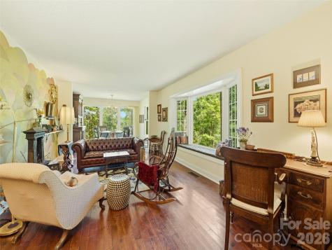 5 Sunny Ridge Drive Asheville NC 28804