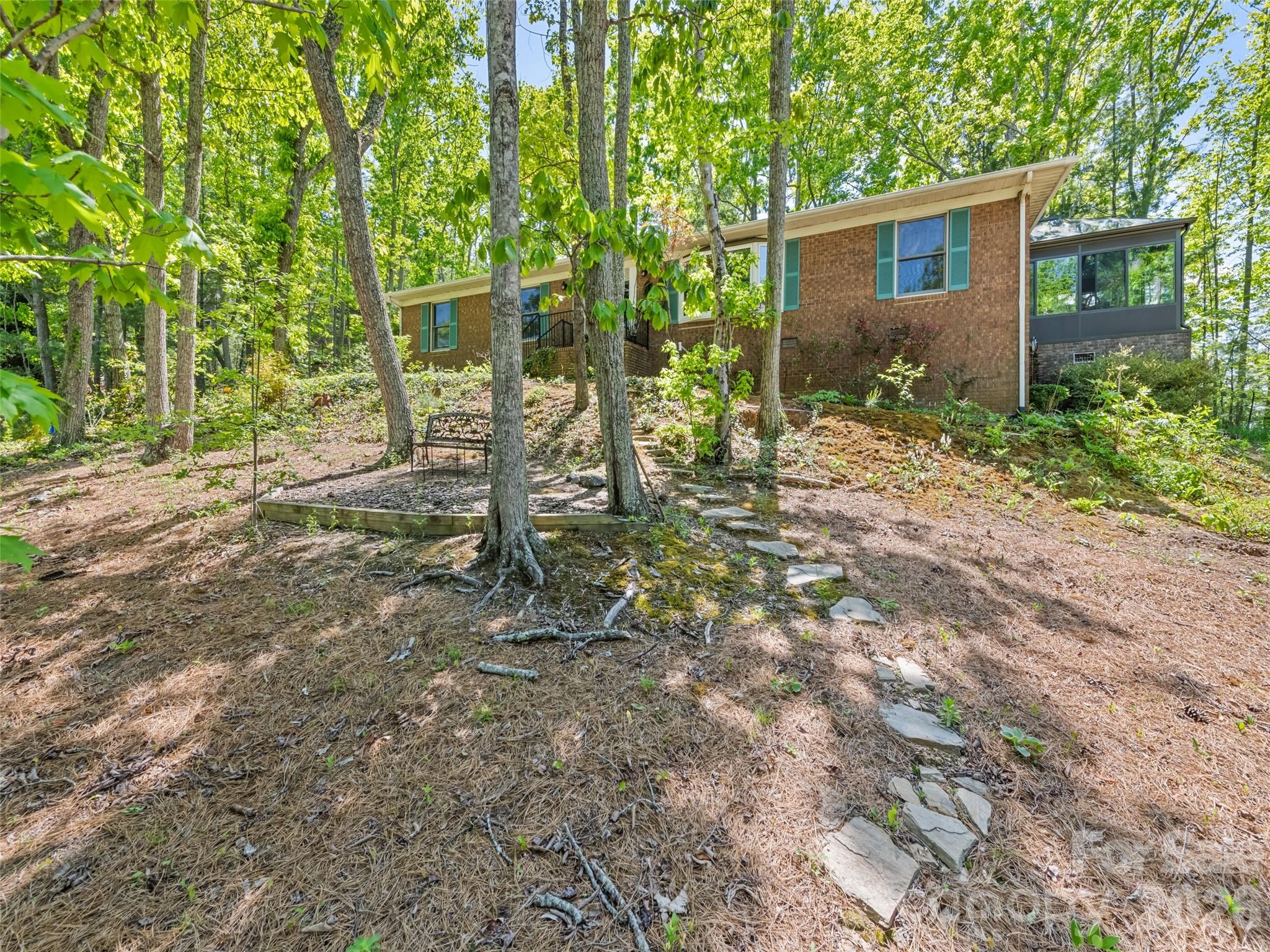 5 Sunny Ridge Drive Asheville NC 28804