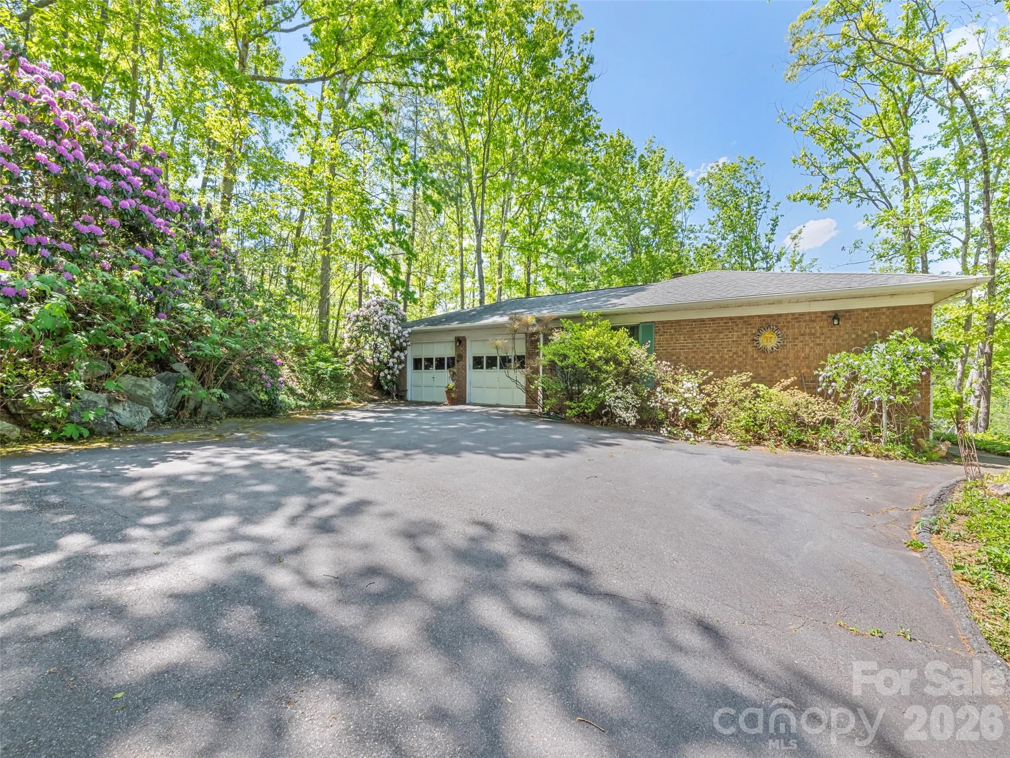 5 Sunny Ridge Drive Asheville NC 28804