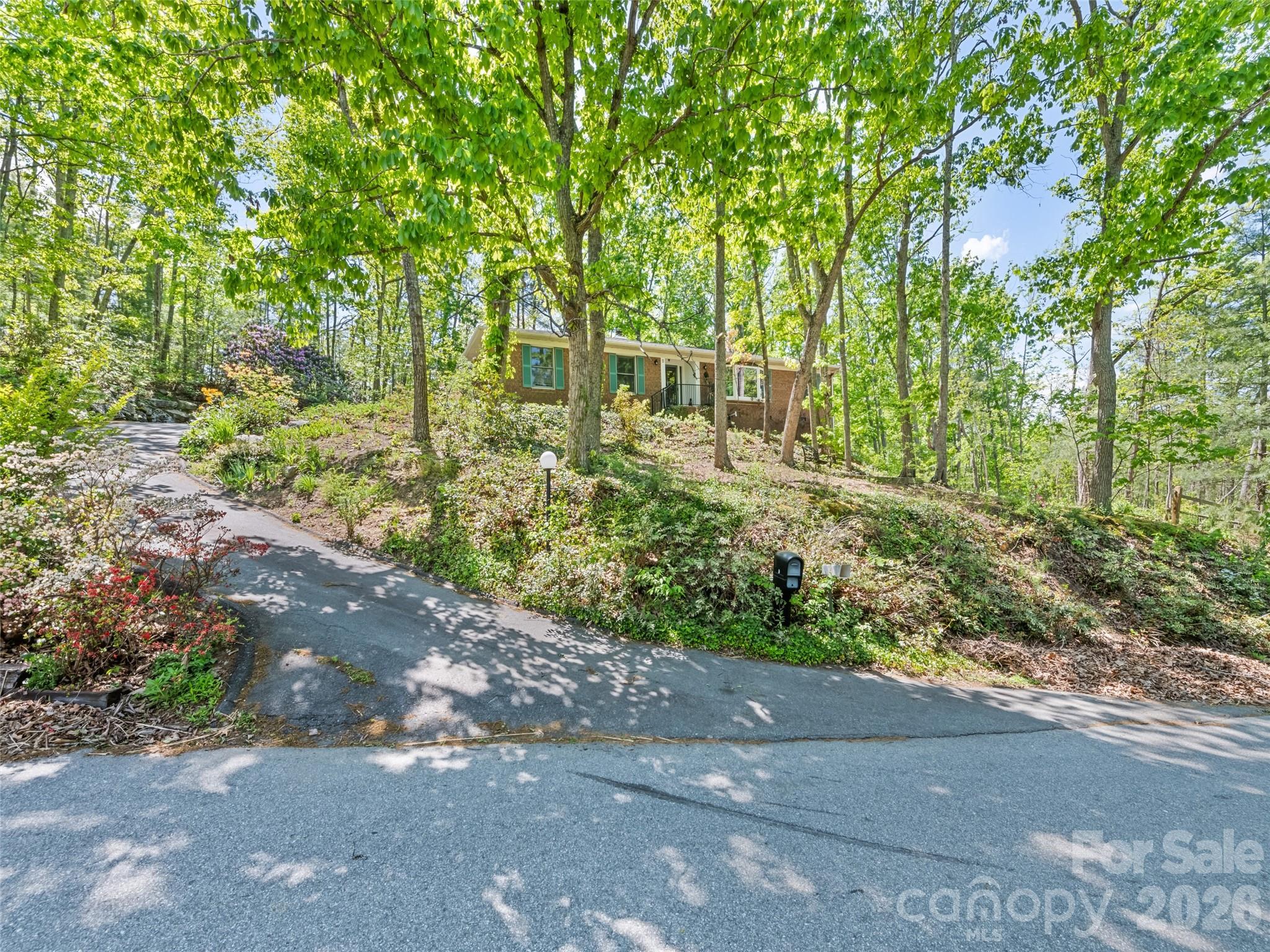 5 Sunny Ridge Drive Asheville NC 28804