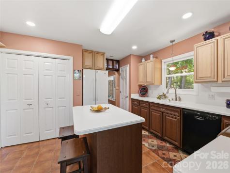 5 Sunny Ridge Drive Asheville NC 28804