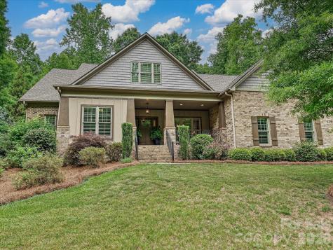 129 Buckingham Place Road Mooresville NC 28115