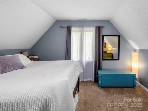 756 Pole Creasman Road Asheville NC 28806