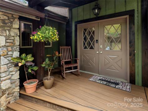 756 Pole Creasman Road Asheville NC 28806