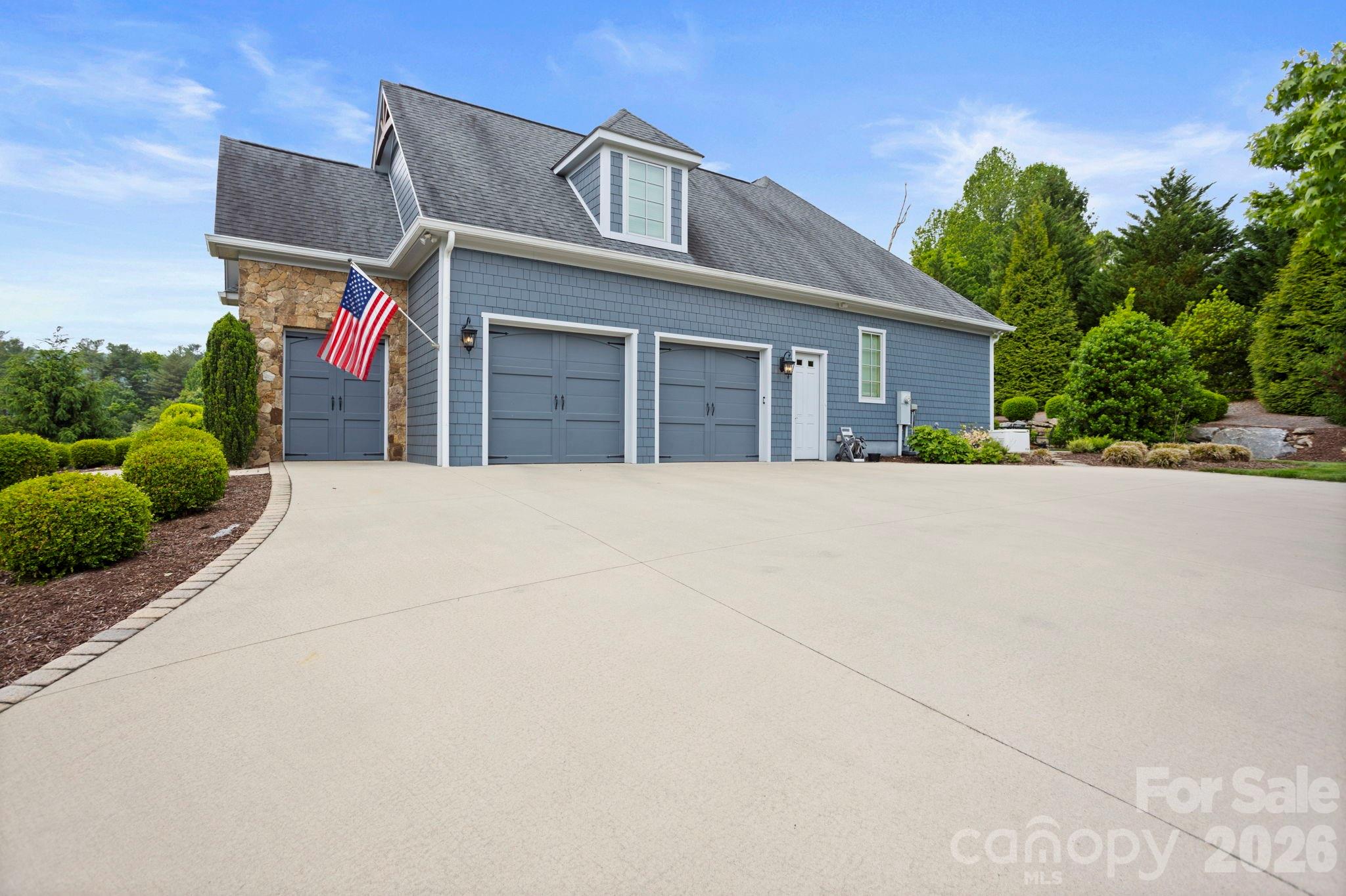 390 Shipman Parkway Flat Rock NC 28731