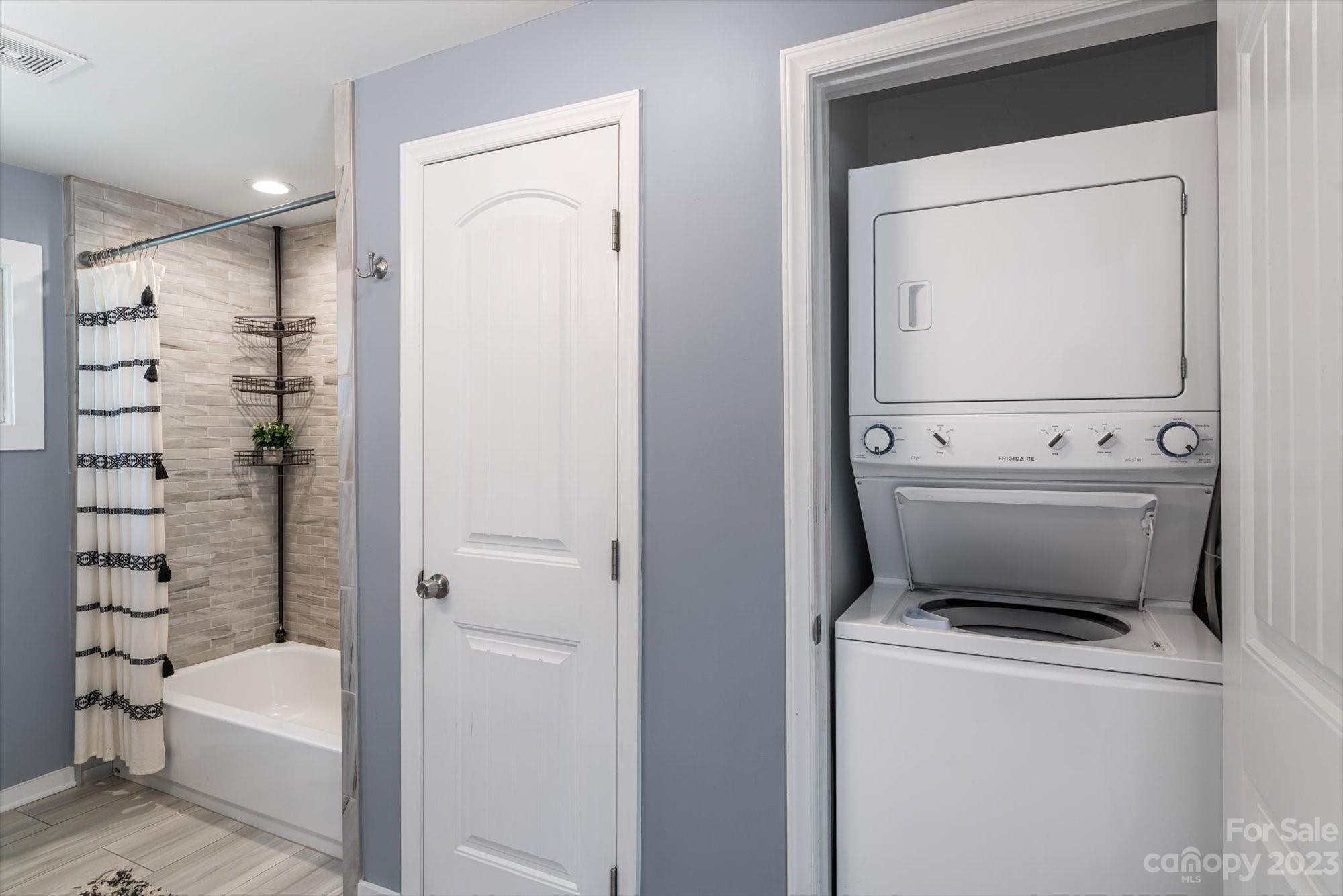 121 Sand Hill Road Asheville NC 28806