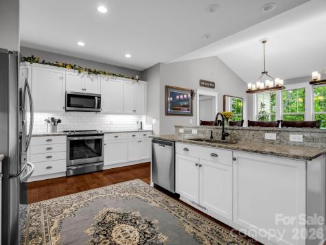 26 Balsam High Road Biltmore Lake NC 28715