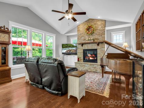 26 Balsam High Road Biltmore Lake NC 28715
