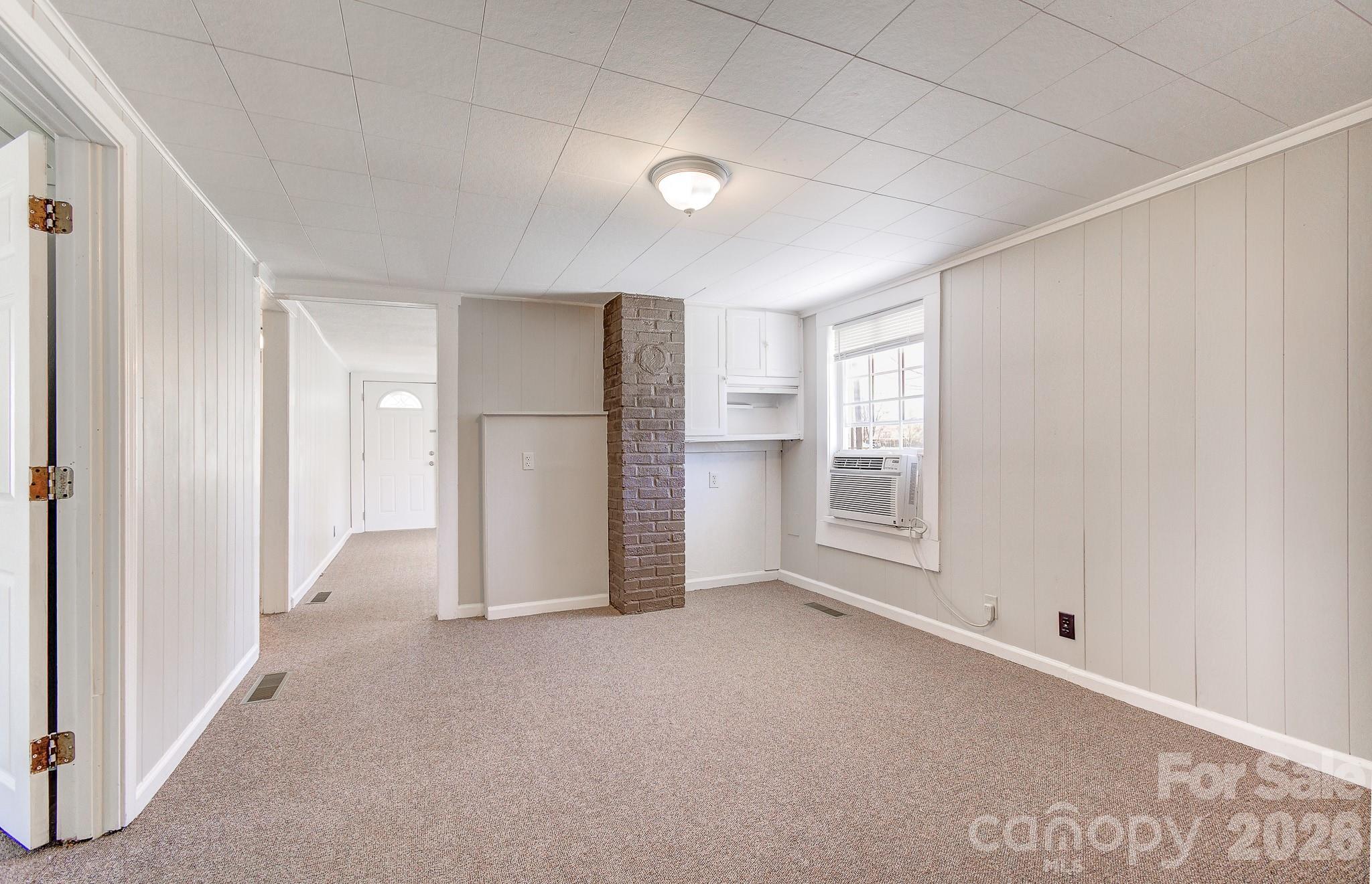 438 Loop Road Hendersonville NC 28792