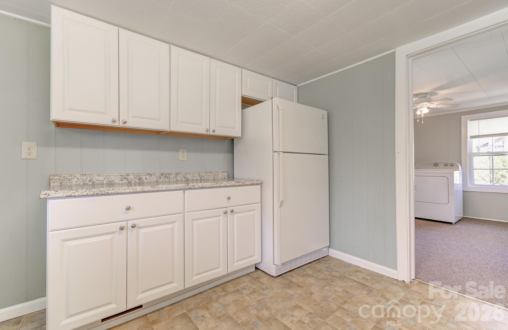 438 Loop Road Hendersonville NC 28792