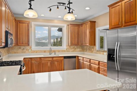 23 Clear Vista Drive Asheville NC 28805