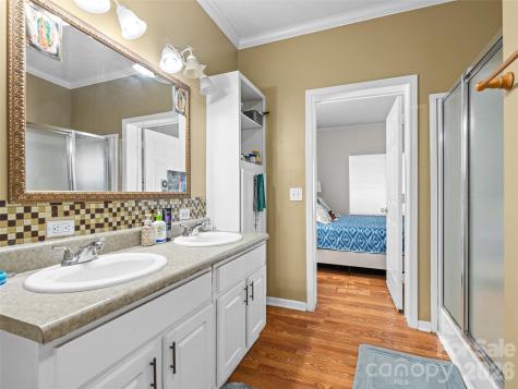 8 Jackson Cove Road Leicester NC 28748